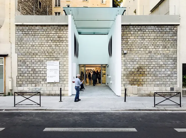 Shop Paris Catacombs