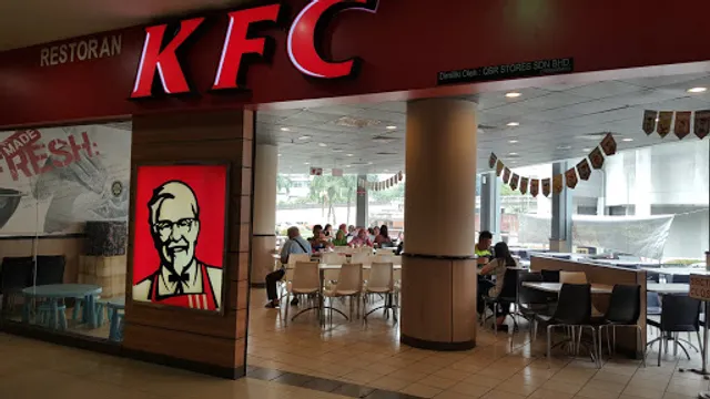 KFC Kompleks Karamunsing