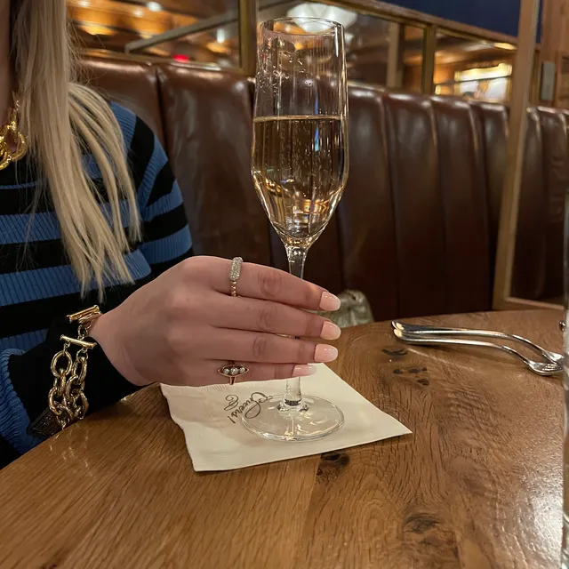 Vintage Magnality Fine Jewelry