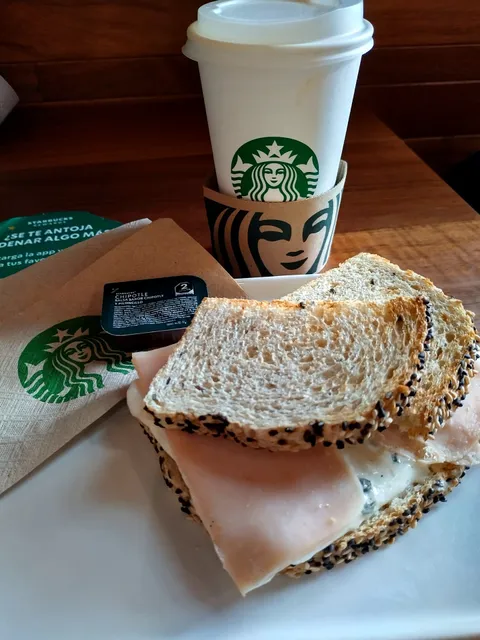 Starbucks Portal San Ángel N2