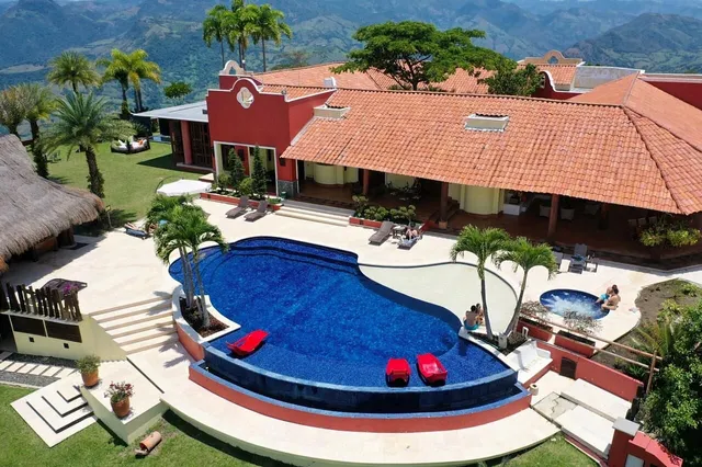 La Divisa Finca Hotel