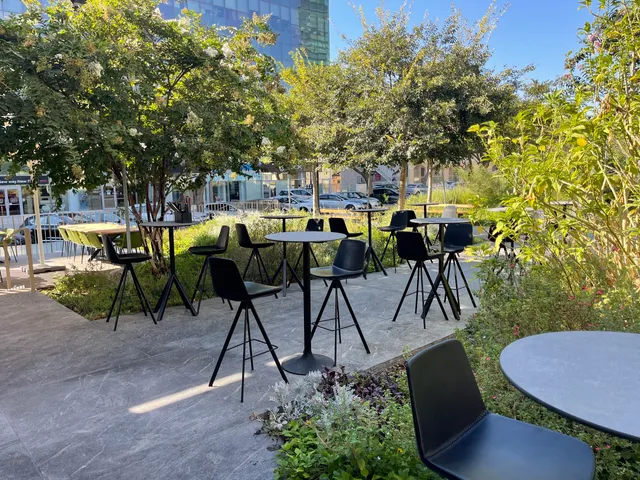 ריבר סושי בר הרצליה הכשר River Sushi bar Herzliya kosher