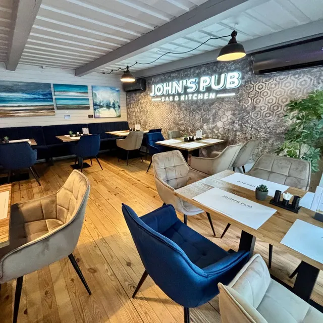 John's Pub - Bar & Kitchen