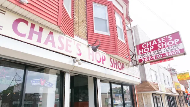 Chupitos Food & Beer (formerly Chase’s)