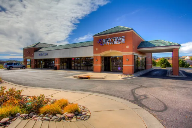 Nor'Wood Shopping Center