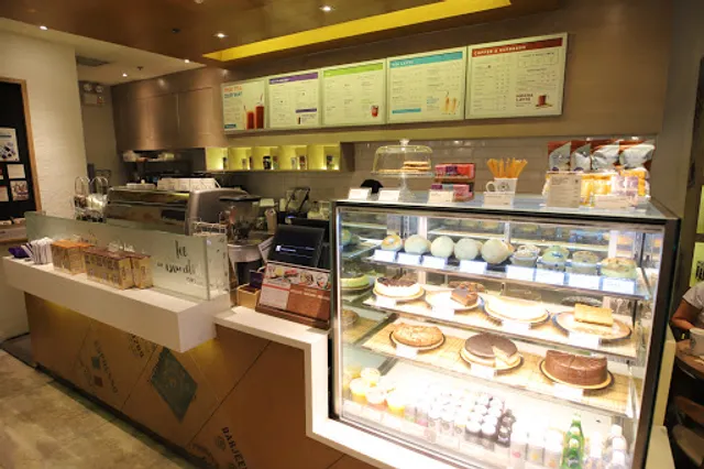 The Coffee Bean & Tea Leaf