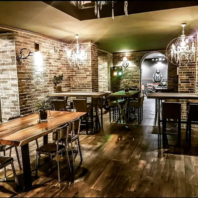 KGB - Katzuti Garage Bari