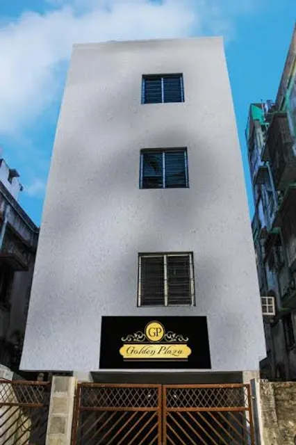 Golden Plaza Guest House
