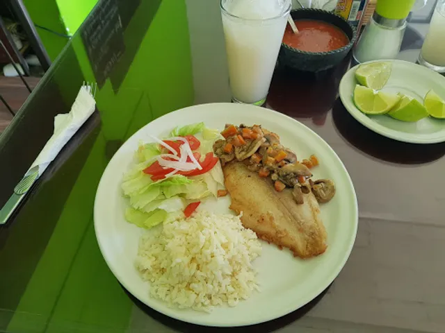 QUIMBOMBÓ Restaurante