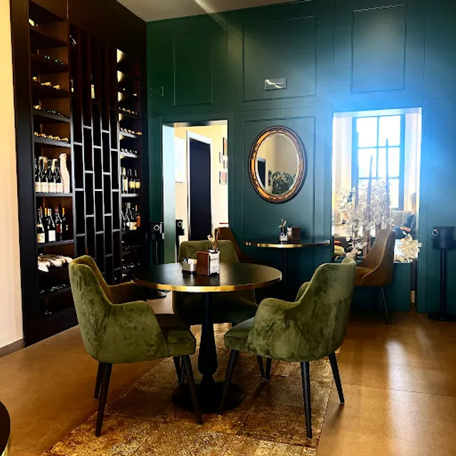 Quadratum Coffee Bakery and Pizza