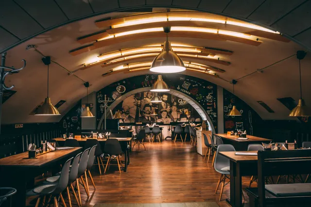 Lampáreň event Bar & Disco Restaurant