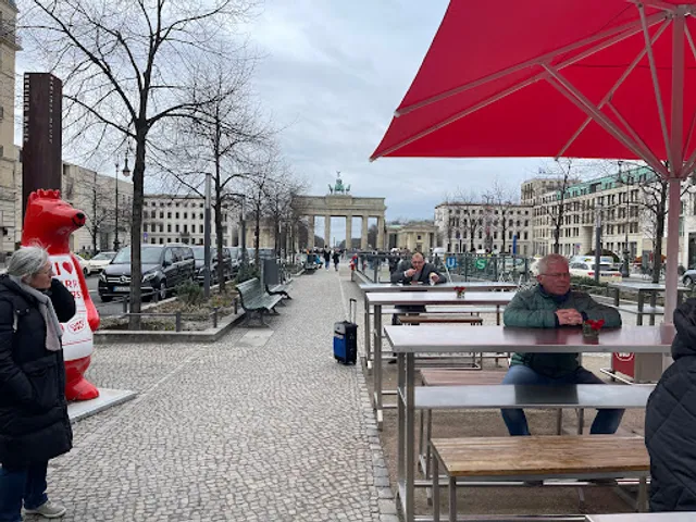 Curry Wolf Unter den Linden