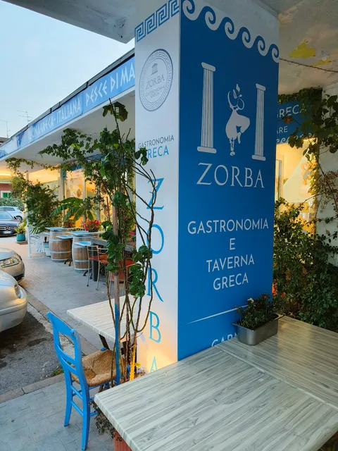 Ristorante Greco Zorba con gastronomia | Borgo Roma