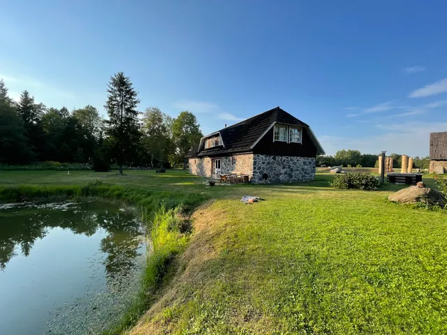 Loovälja Guesthouse