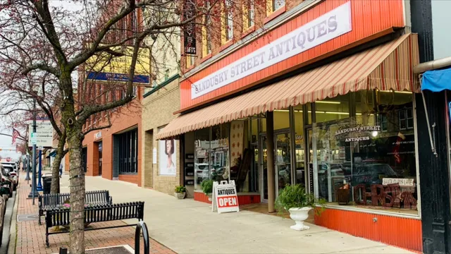 Sandusky Street Antiques and Design