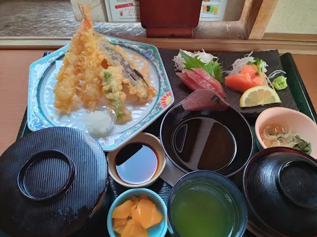 本家さぬきや春日部店