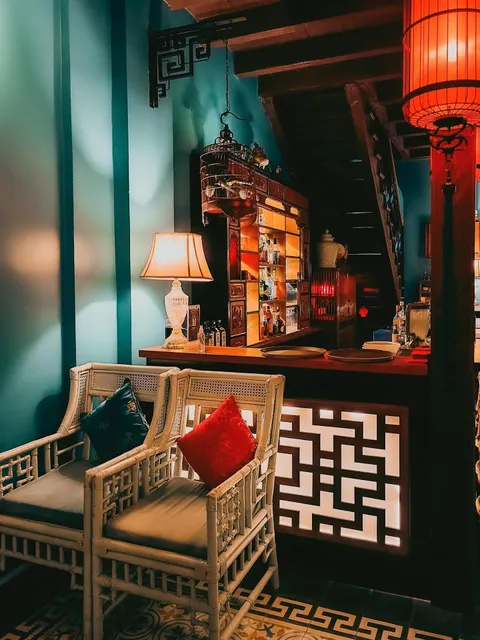 Miss Wong Battambang