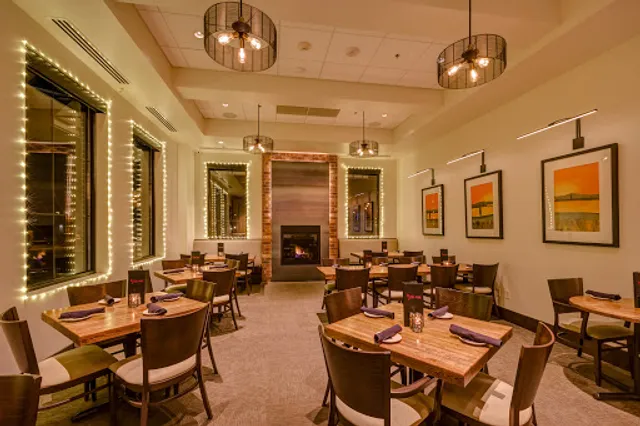 Abrusci's Fire & Vine