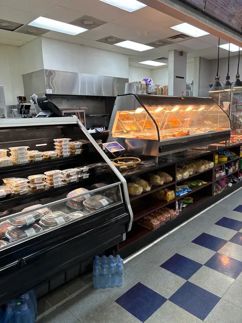 Hunter’s Pizza Chicken Soul Food