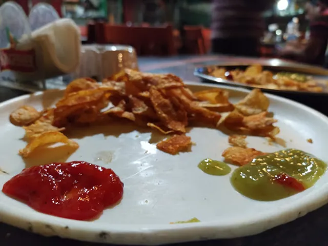 Suri Bar and Restaurant