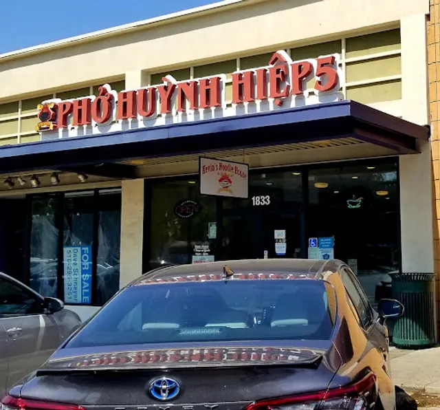 Pho Huynh Hiep 5 - Kevin's Noodle House