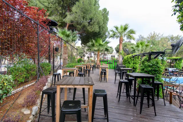 Garden Day and Night