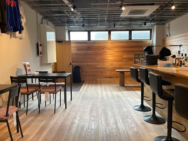 森と小川のカフェたゆたふ