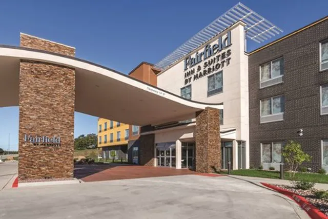 Fairfield by Marriott Inn & Suites Kansas City Shawnee