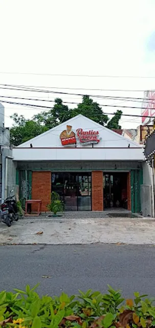 Panties Pizza Jogja Gejayan