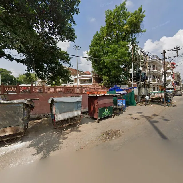 Guru Kripa Girls Hostel,Colonelganj Allahabad