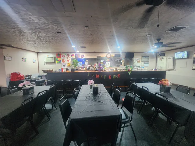 Akasia's Cafe' The Home Of Let Us Cater For You