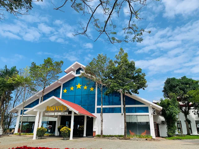 Vietstar Resort & Spa