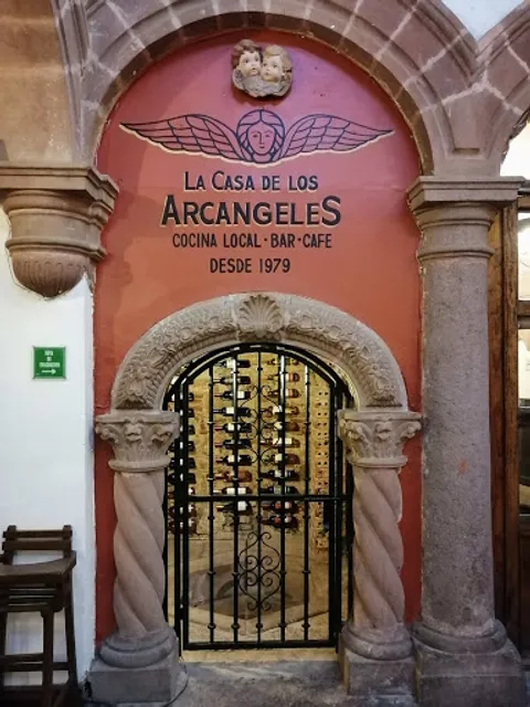 Restaurante La Casa De Los Arcangeles