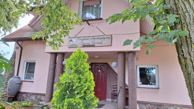 Pensjonat Strzegowo "Lipowy Dworek" - Noclegi nad Wkrą