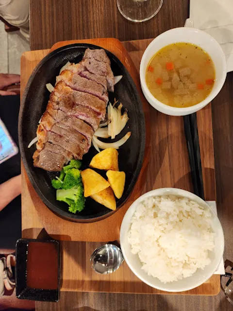 ラウンジ マリーナデルソル