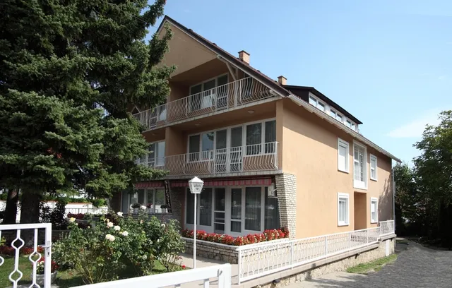 Siesta Apartmanház