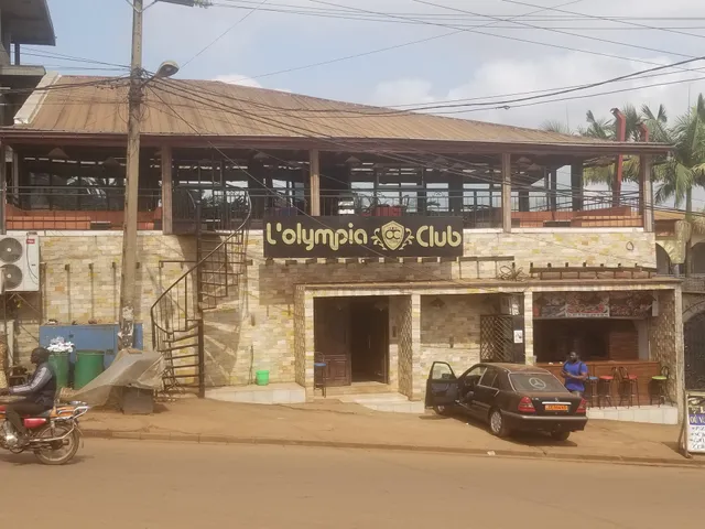 OLYMPIA SNACK BAR LOUNGE 237