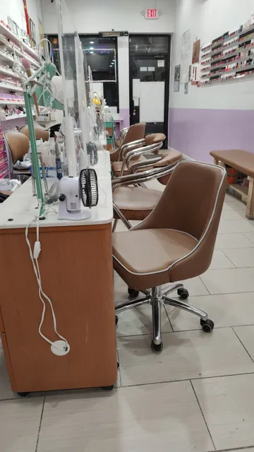 Yanni nails & spa lnc