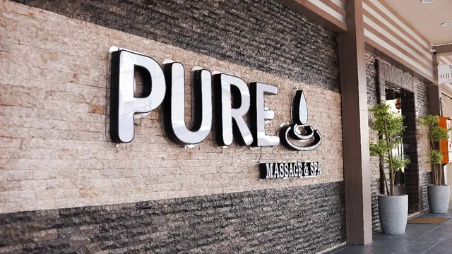 Pure massage & spa