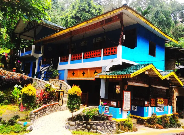 Bugis Inn Bukit Lawang