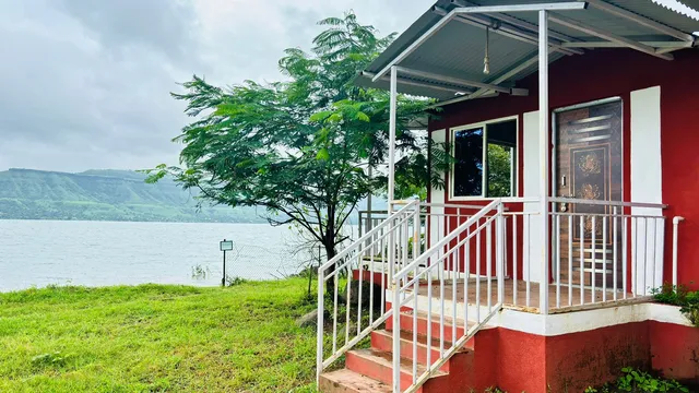 Mauli Agro Farm (satara) Dam view resort