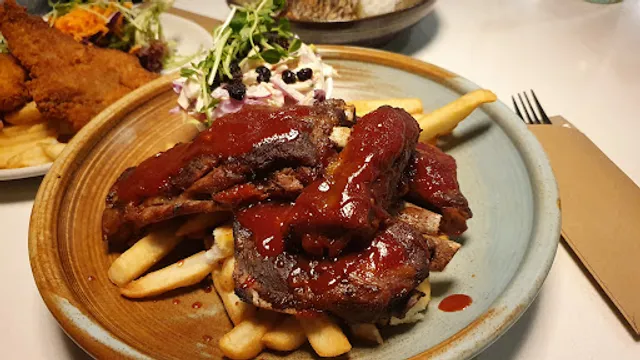 Entice Bistro & Cafe