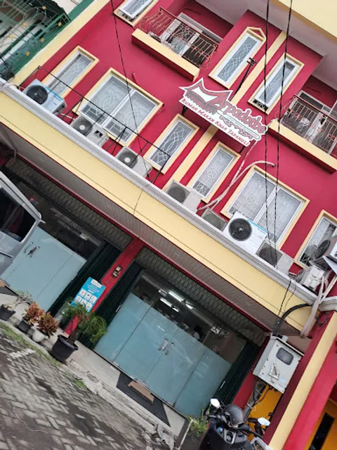 Rumah Makan Marpadotbe