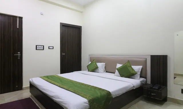 Hotel Pratap Inn