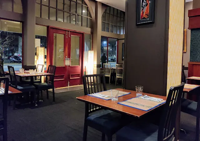 Lemon Grass Thai Restaurant