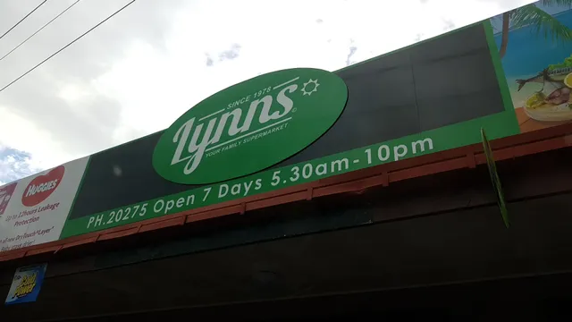 Lynn's Supermarket & Bakery