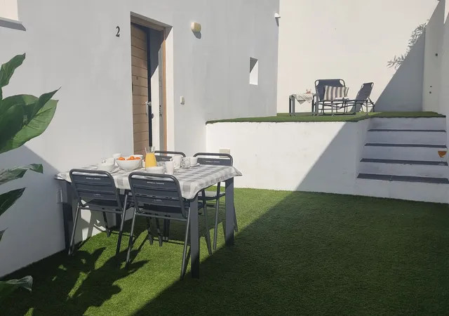 APARTAMENTOS LOS GATA GATA