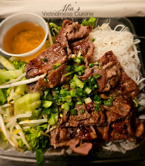 Mia's Vietnamese Cuisine