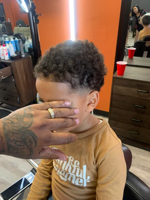 Ultimate Grooming Lounge