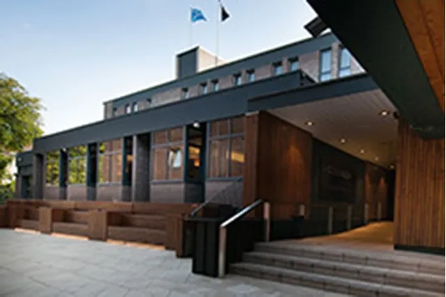 Goglasgow urban hotel